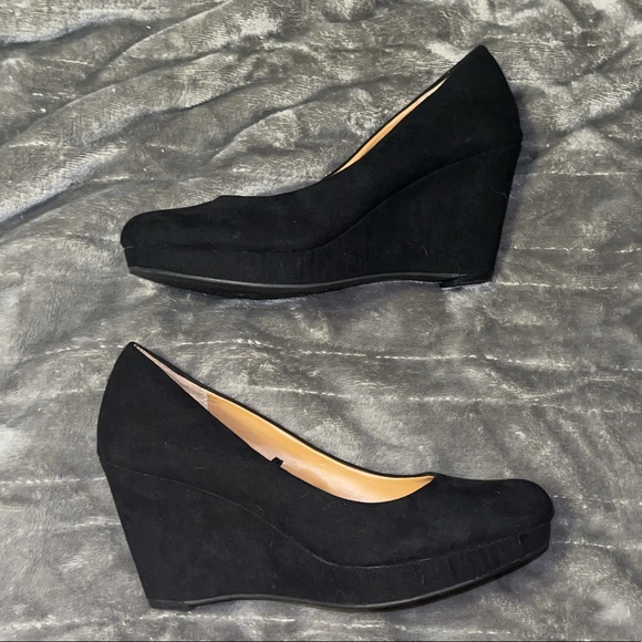 a.n.a. Black Micro Suede Wedges - Picture 1 of 7